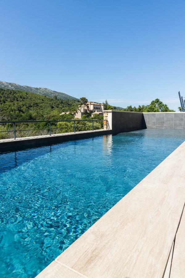 Hôtel Sainte Victoire Vauvenargues Exterior foto